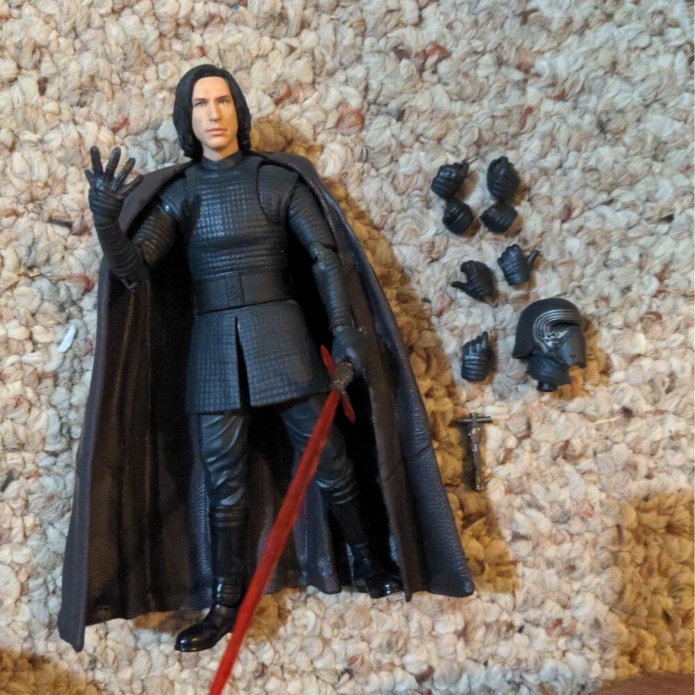 S.H.Figuarts Kylo Ren The Last Jedi Star Wars Bandai Tamashii Nations